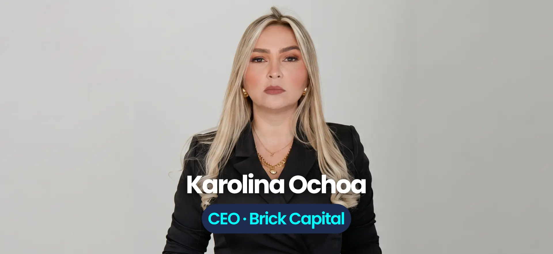 Tarjeta de presentación de Karolina Ochoa, CEO de Brick Capital